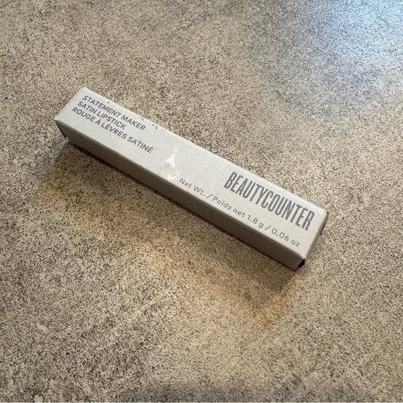 Beautycounter Fearless Statement Maker Satin Lipstick - Picture 6 of 6